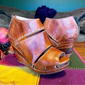 BedStu Wedge Heels 🤎